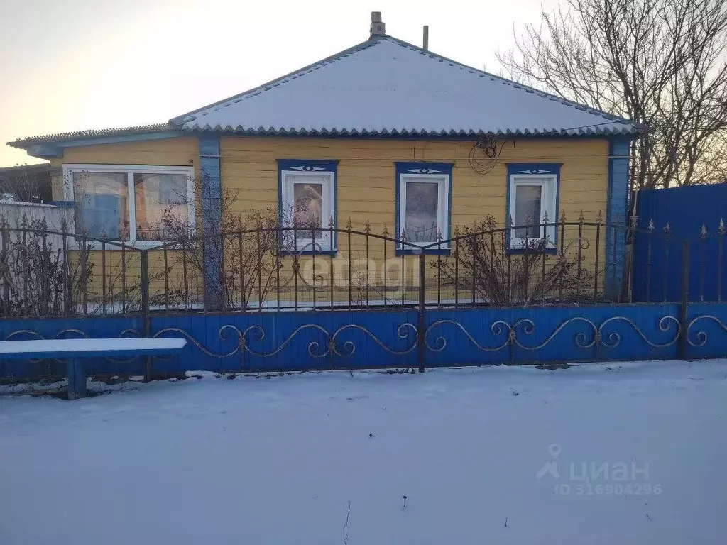 Дом в Белгородская область, Красногвардейский район, Палатовское ... - Фото 0