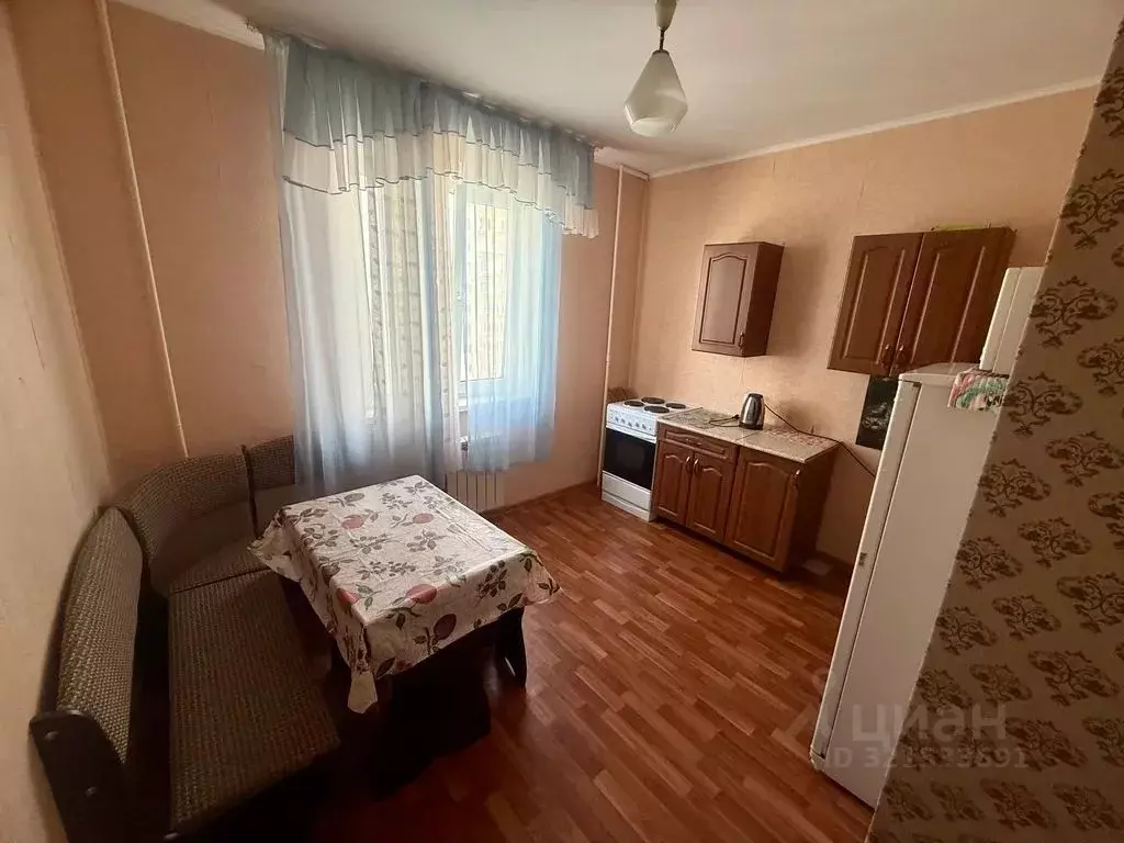 1-к кв. Курская область, Курск просп. Вячеслава Клыкова, 74 (37.0 м) - Фото 1