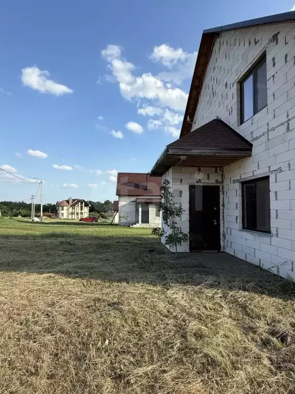 Дом в Белгородская область, Белгородский район, с. Стрелецкое ул. ... - Фото 2
