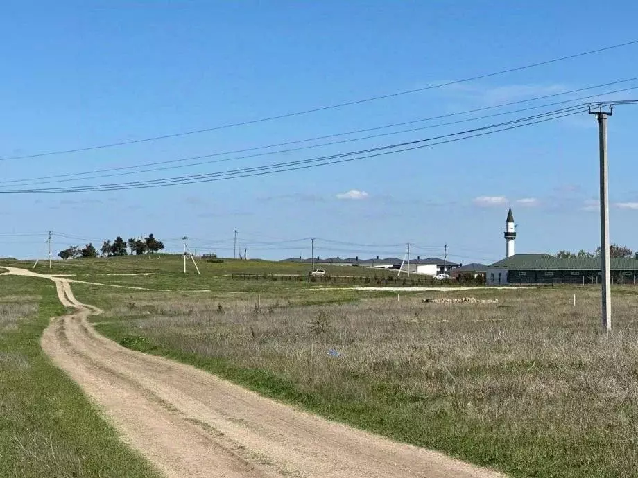 Участок в Крым, Симферопольский район, с. Урожайное ул. Сергея ... - Фото 1