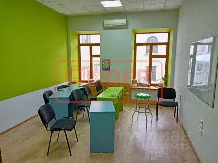 Офис в Севастополь ул. Луначарского, 9 (250 м) - Фото 1