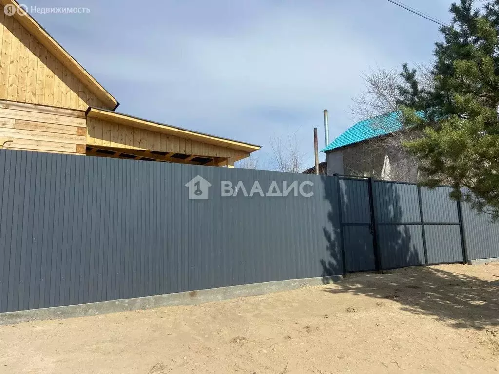 Дом в село Нижний Саянтуй, ДНТ Багульник, 2-й квартал, 327 (136.7 м) - Фото 1