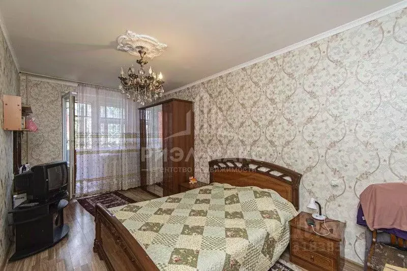 3-к кв. Брянская область, Брянск Авиационная ул., 34 (92.4 м) - Фото 1