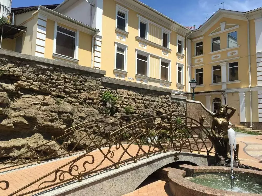 2-к кв. Ставропольский край, Кисловодск ул. Герцена, 3А (55.0 м) - Фото 1