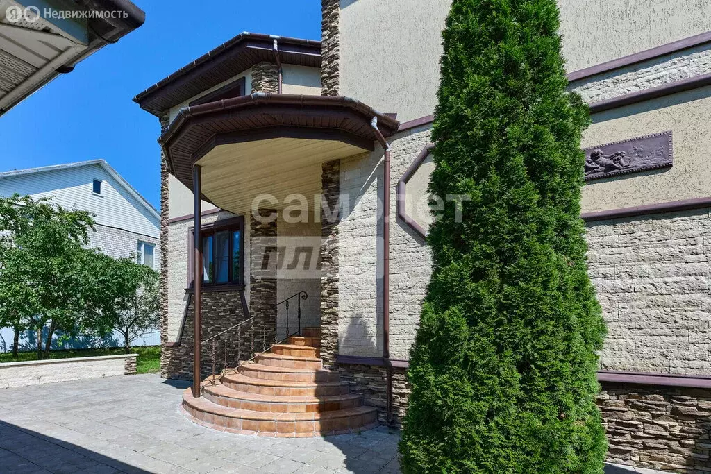 Дом в село Дмитровское, Колхозная улица, 103 (329 м) - Фото 1