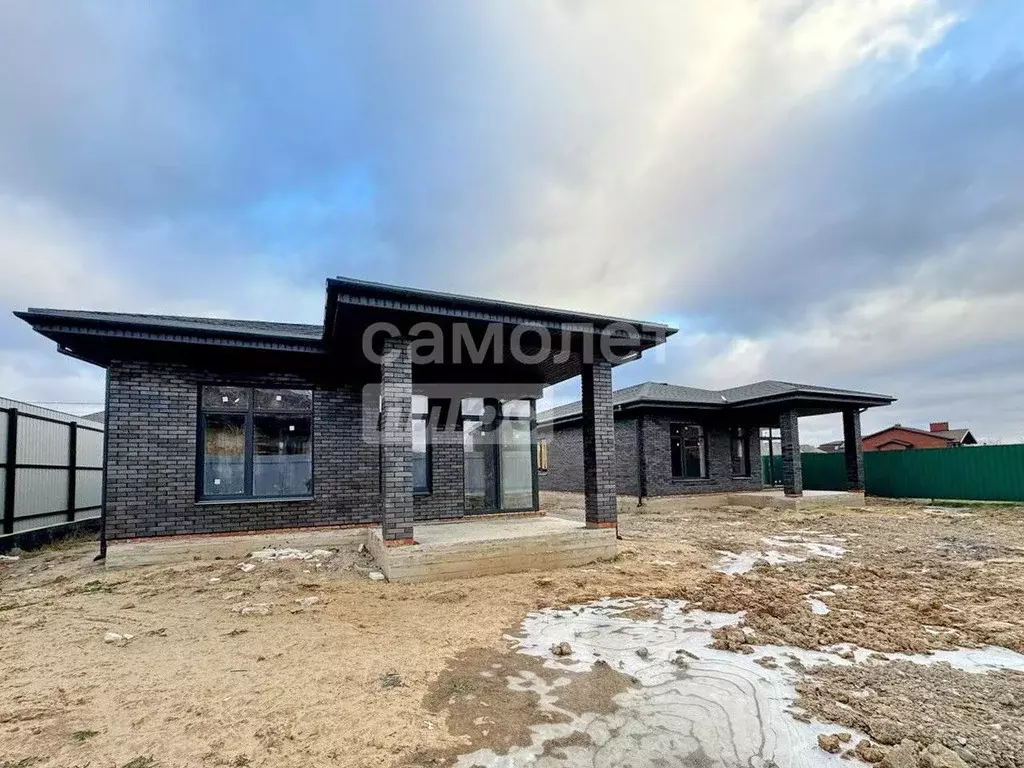 Дом в Калужская область, Калуга городской округ, д. Шопино ул. ... - Фото 1