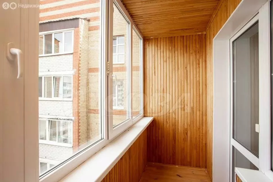 3-комнатная квартира: Тюмень, улица Мельникайте, 138 (89.3 м) - Фото 0