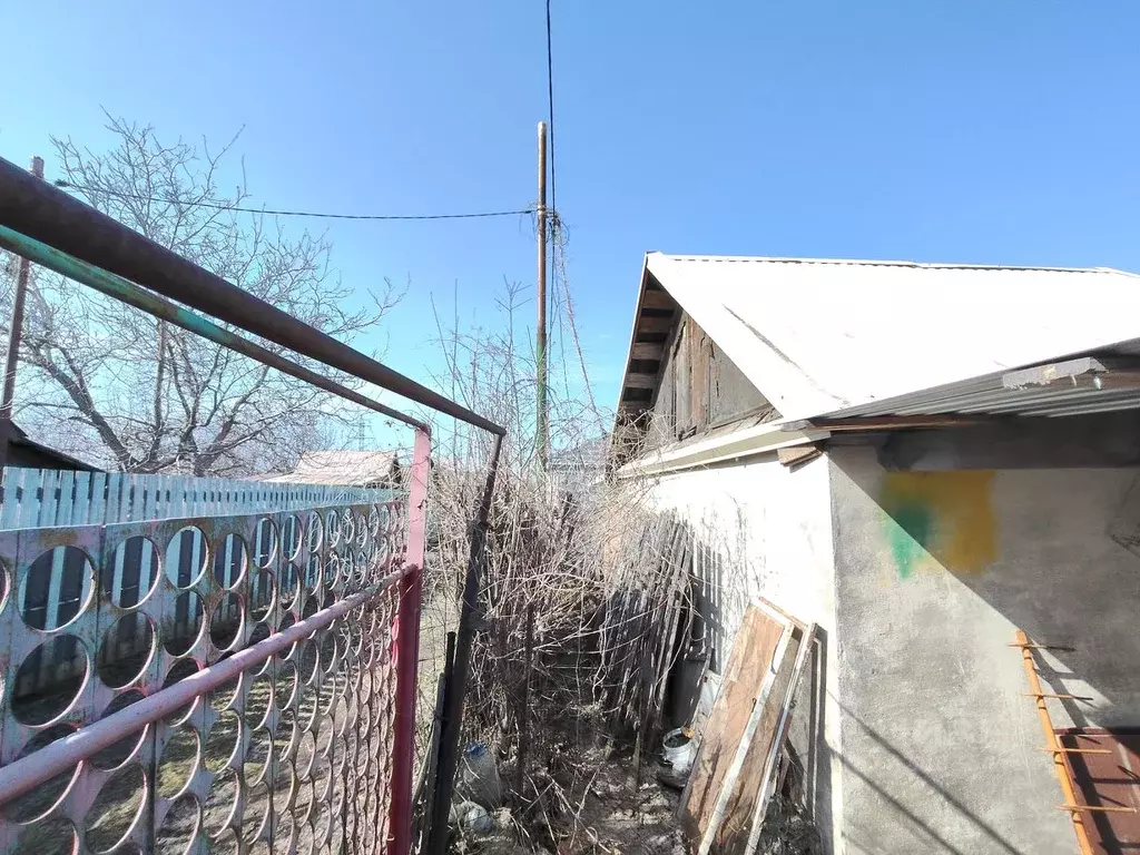 Дом в Саратовская область, Балаково Тепловик СТ,  (20 м) - Фото 2