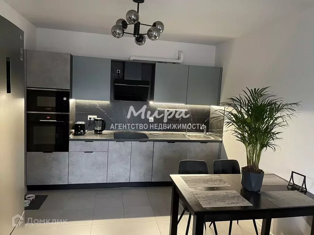 Продаётся 2-к квартира, 56 м - Фото 0