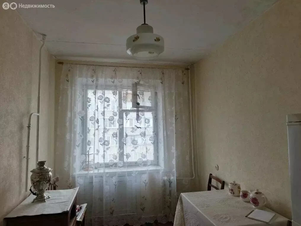 Квартира-студия: посёлок городского типа Афипский, улица Победы, 4 (60 ... - Фото 1