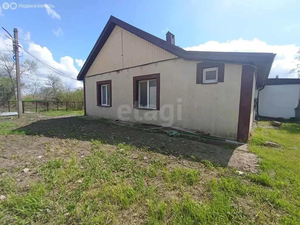 3-комнатная квартира: посёлок Уташ, Советская улица, 16 (63 м) - Фото 1