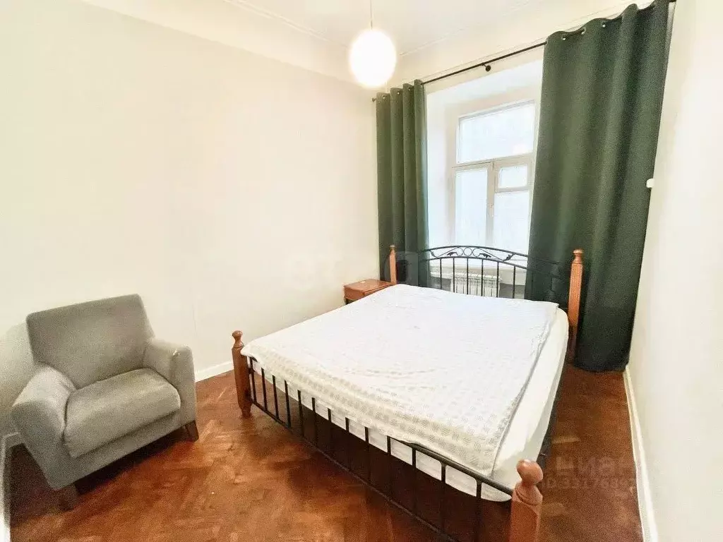 Комната Москва ул. Плющиха, 16С1 (25.0 м) - Фото 1