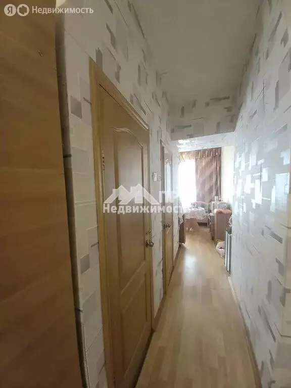 3-комнатная квартира: Новомосковск, улица Бережного, 19/35 (79 м) - Фото 1