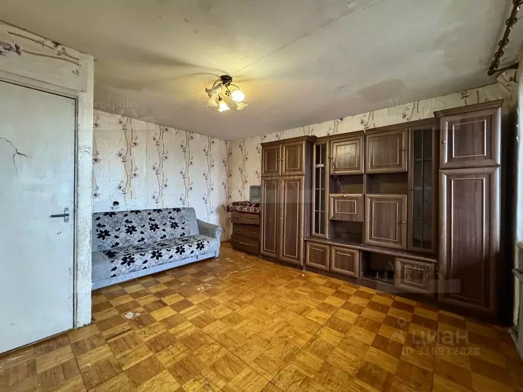 1-к кв. Санкт-Петербург ул. Коммуны, 32к2 (31.2 м) - Фото 0