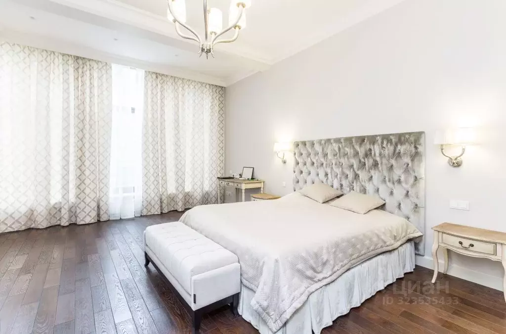 Дом в Московская область, Красногорск Резиденция Рублево кп,  (450 м) - Фото 1