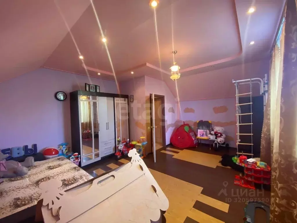 Дом в Белгородская область, Белгород ул. Триумфальная, 13 (149 м) - Фото 1