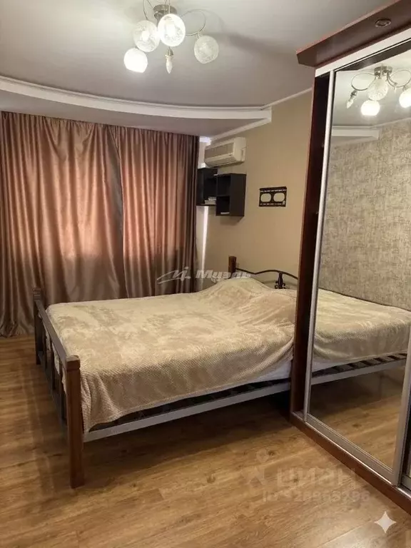 2-к кв. Крым, Симферополь просп. Кирова, 68 (52.1 м) - Фото 1