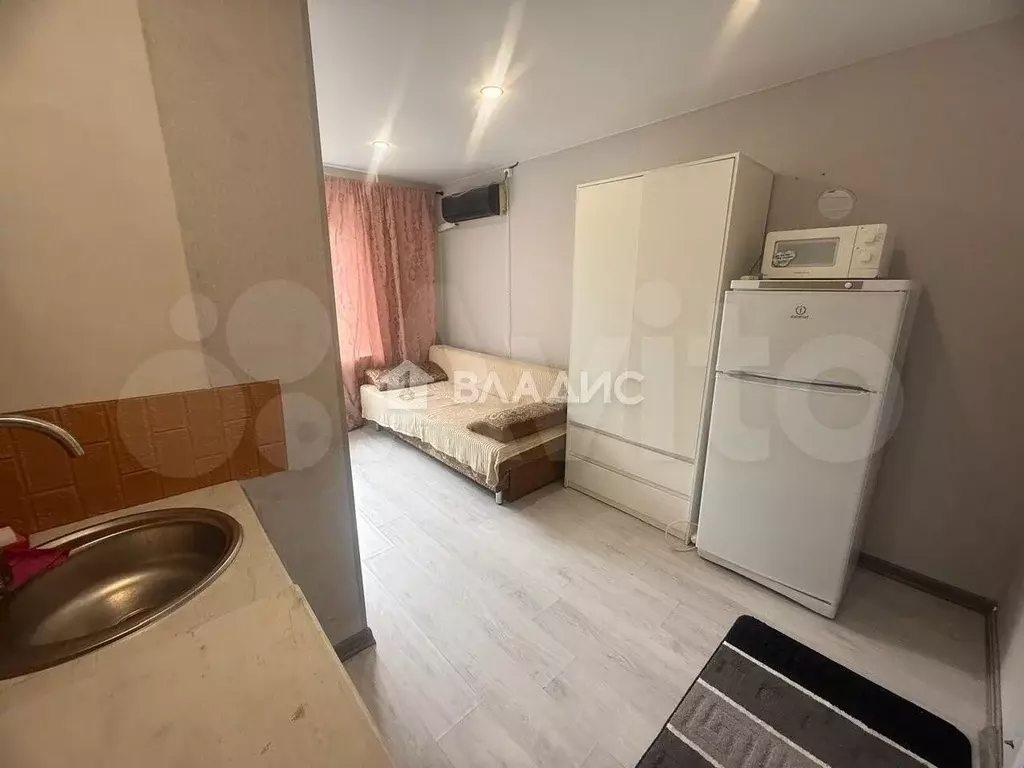 Комната 13,7 м в 1-к., 2/5 эт. - Фото 1