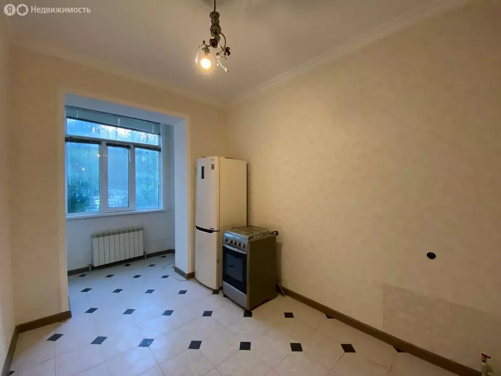 2-комнатная квартира: Махачкала, улица Айвазовского, 6В (70 м) - Фото 1