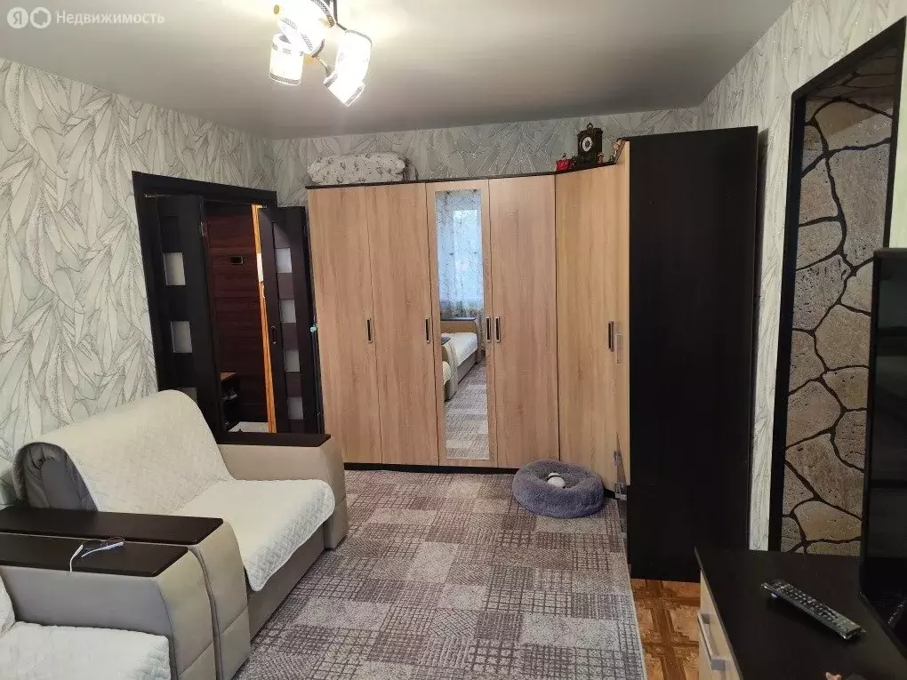 2-комнатная квартира: посёлок Большевик, улица Ленина, 104 (43.2 м) - Фото 2
