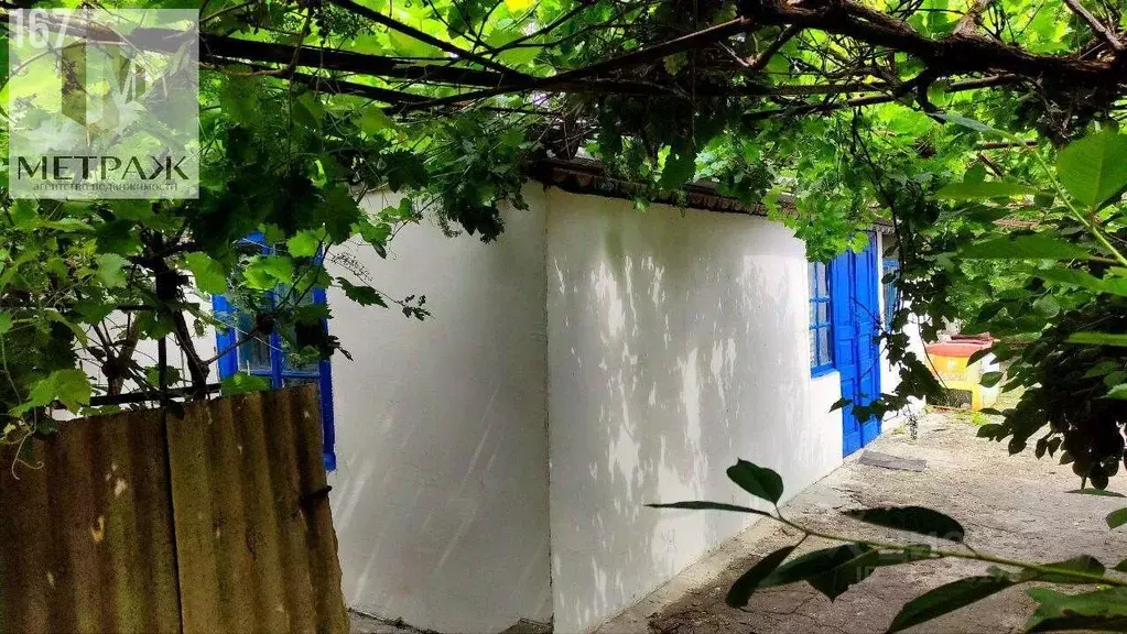 Дом в Крым, Кировский район, Первомайское с/пос, с. Первомайское ул. ... - Фото 2