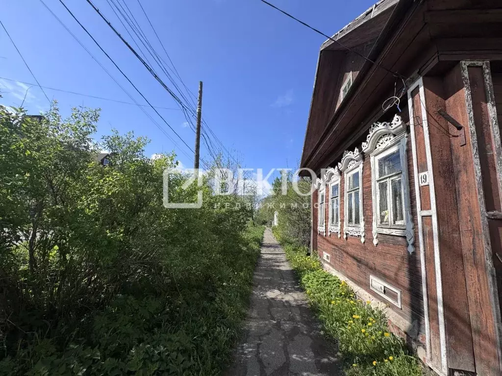 Участок в Ярославская область, Тутаев ул. Панина, 19 (6.1 сот.) - Фото 1