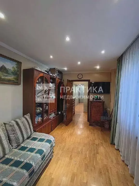 Продается 2-комнатная квартира - Фото 1