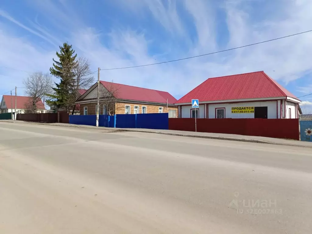 Дом в Башкортостан, с. Кармаскалы ул. Советская, 14 (42 м) - Фото 1