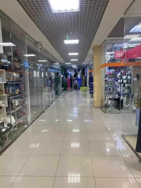 Торговая площадь в Тюменская область, Тюмень ул. Некрасова, 10 (12 м) - Фото 1