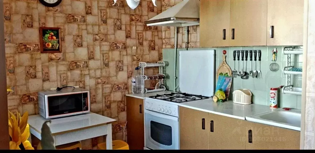 3-к кв. Калужская область, Калуга ул. Достоевского, 35 (70.0 м) - Фото 0