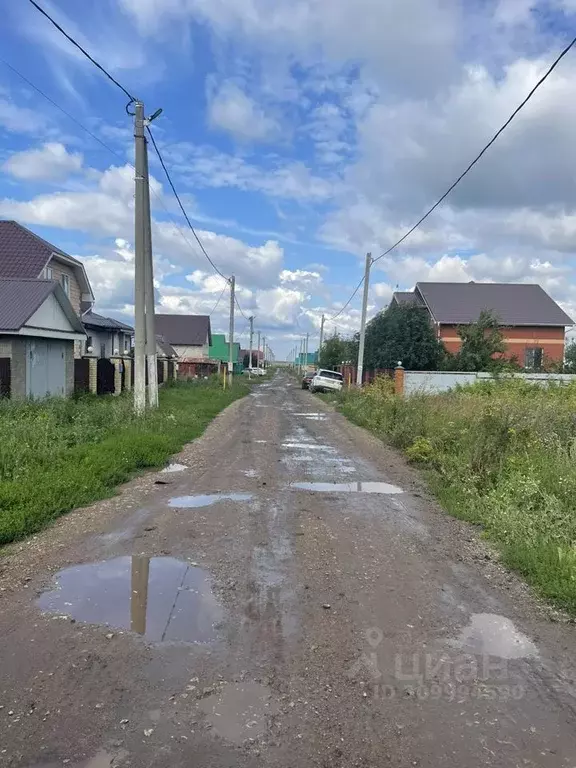 Участок в Татарстан, Тукаевский район, с. Биклянь ул. Молодежная (10.0 ... - Фото 0