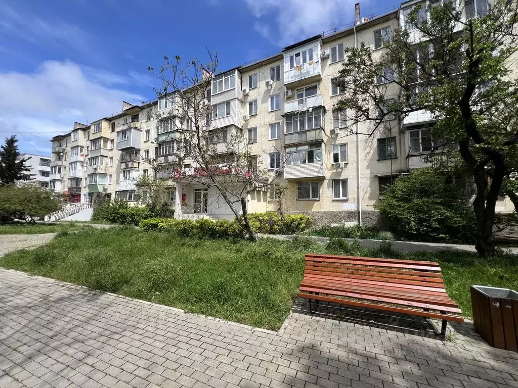 2-к кв. Севастополь просп. Генерала Острякова, 45 (53.0 м) - Фото 1