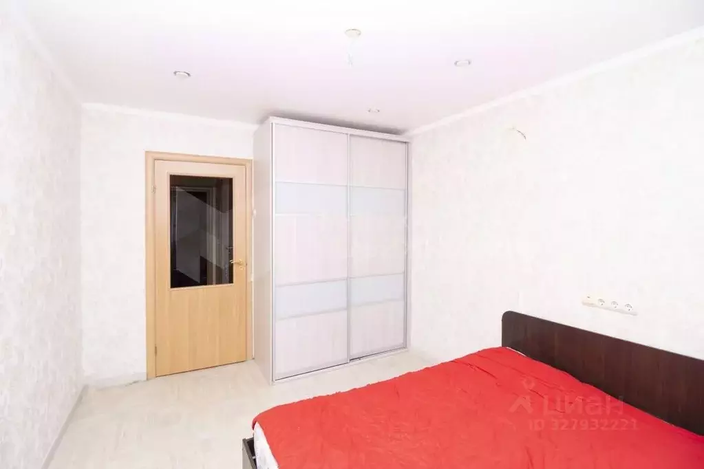 3-к кв. Тюменская область, Тюмень ул. Клары Цеткин, 29к2 (65.0 м) - Фото 1