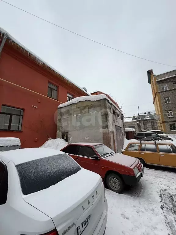 Гараж в Саратовская область, Саратов ул. Имени И.С. Кутякова, 22 (30 ... - Фото 1