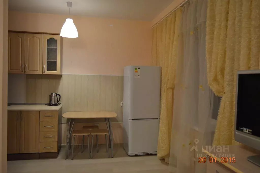 Студия Красноярский край, Красноярск Взлетная ул., 7Д (36.0 м) - Фото 1