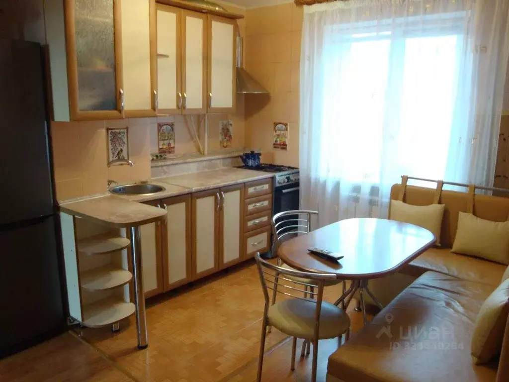 3-к кв. Крым, Симферополь ул. Маршала Жукова, 9 (72.0 м) - Фото 1