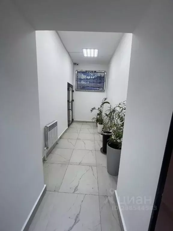 Офис в Татарстан, Набережные Челны просп. Раиса Беляева, 18 (13 м) - Фото 1