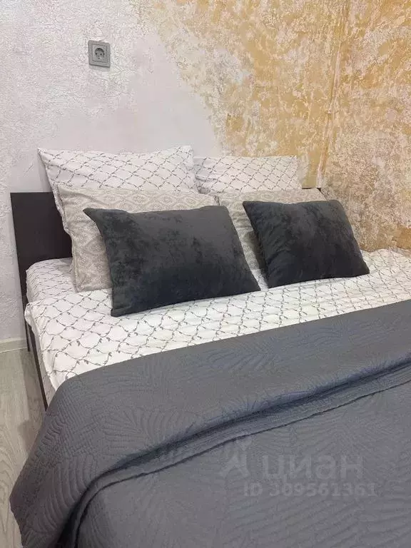 1-к кв. Татарстан, Зеленодольск ул. Комарова, 40 (37.0 м) - Фото 1