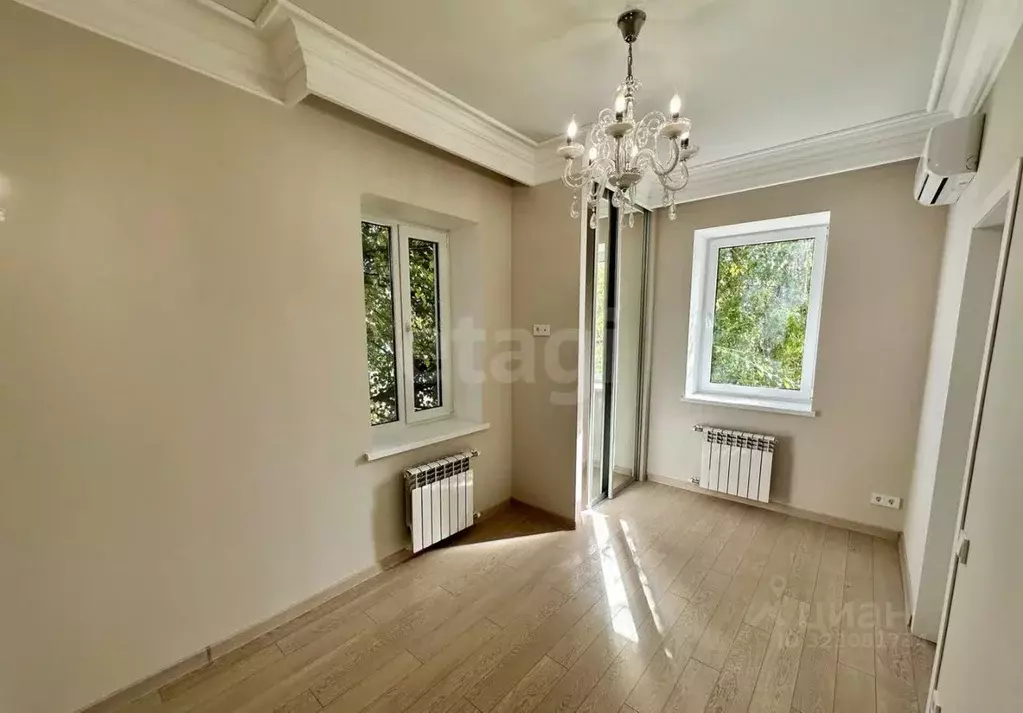 2-к кв. Крым, Симферополь ул. Красноармейская (45.0 м) - Фото 1