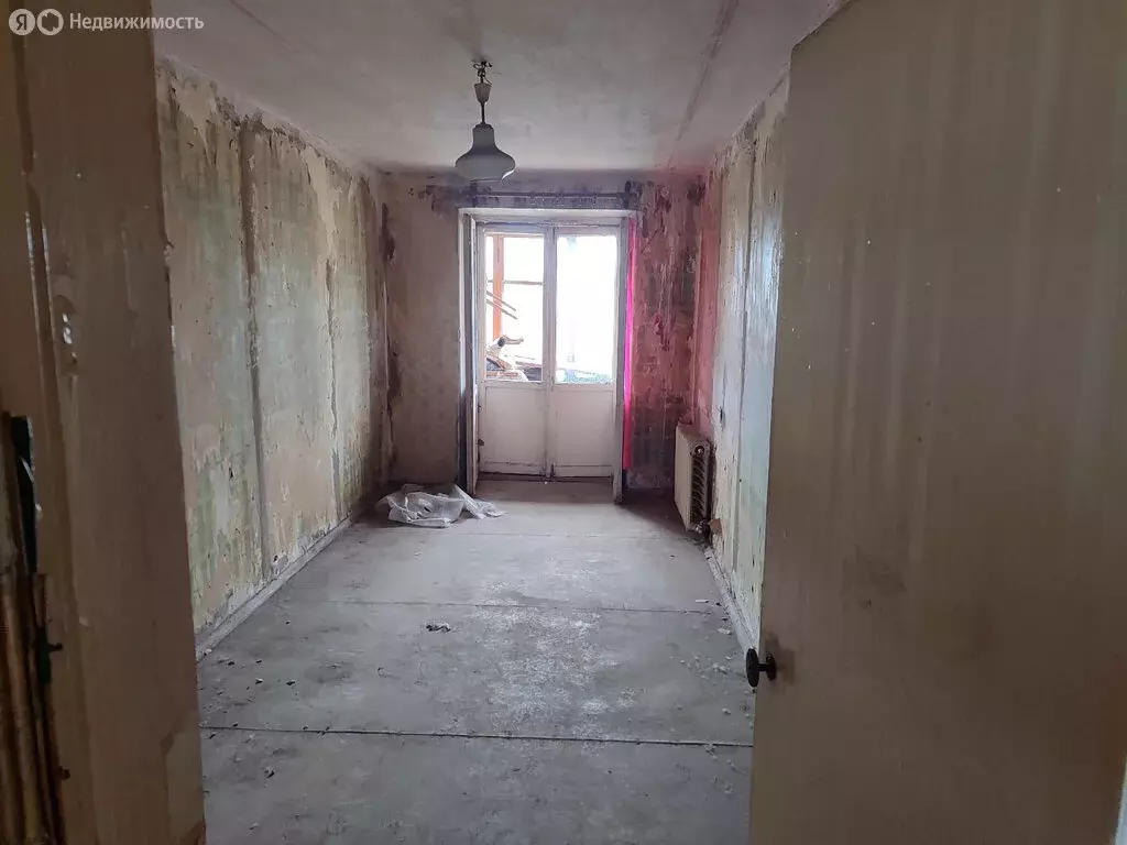 3-комнатная квартира: Волхов, улица Кирова, 26 (58.1 м) - Фото 1