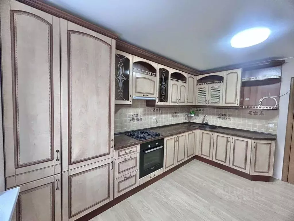 2-к кв. Новгородская область, Великий Новгород Нехинская ул., 32 (58.1 ... - Фото 1