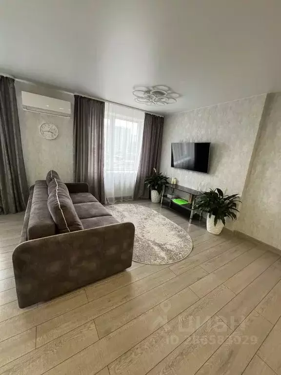 2-к кв. Приморский край, Владивосток ул. Зеленый Бульвар, 26 (55.0 м) - Фото 0