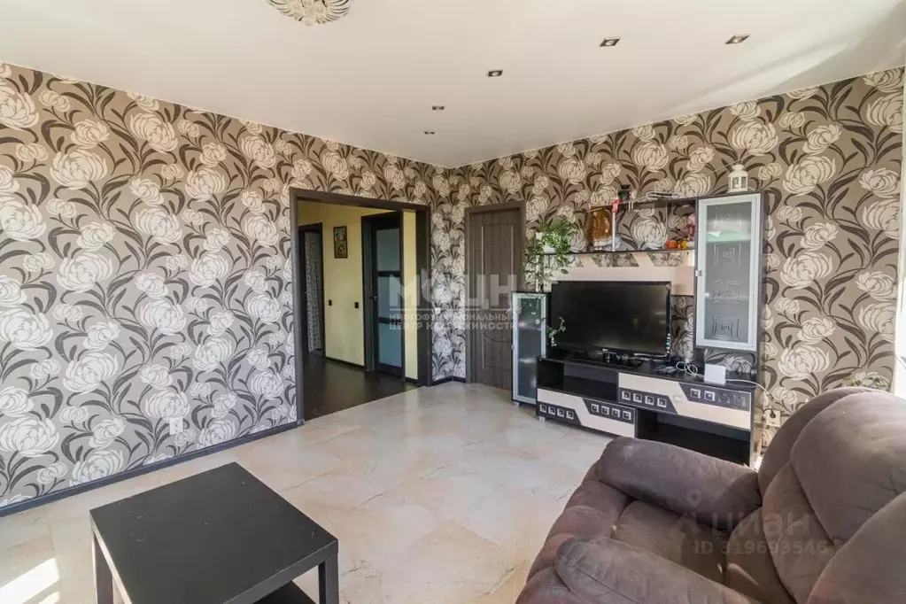 Дом в Карелия, Прионежский район, пос. Шуя ул. Радужная (150 м) - Фото 1