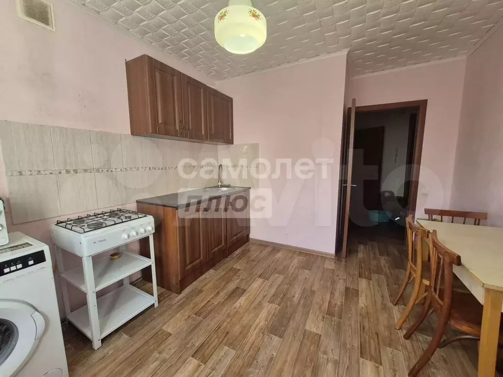 1-к. квартира, 46 м, 4/10 эт. - Фото 1