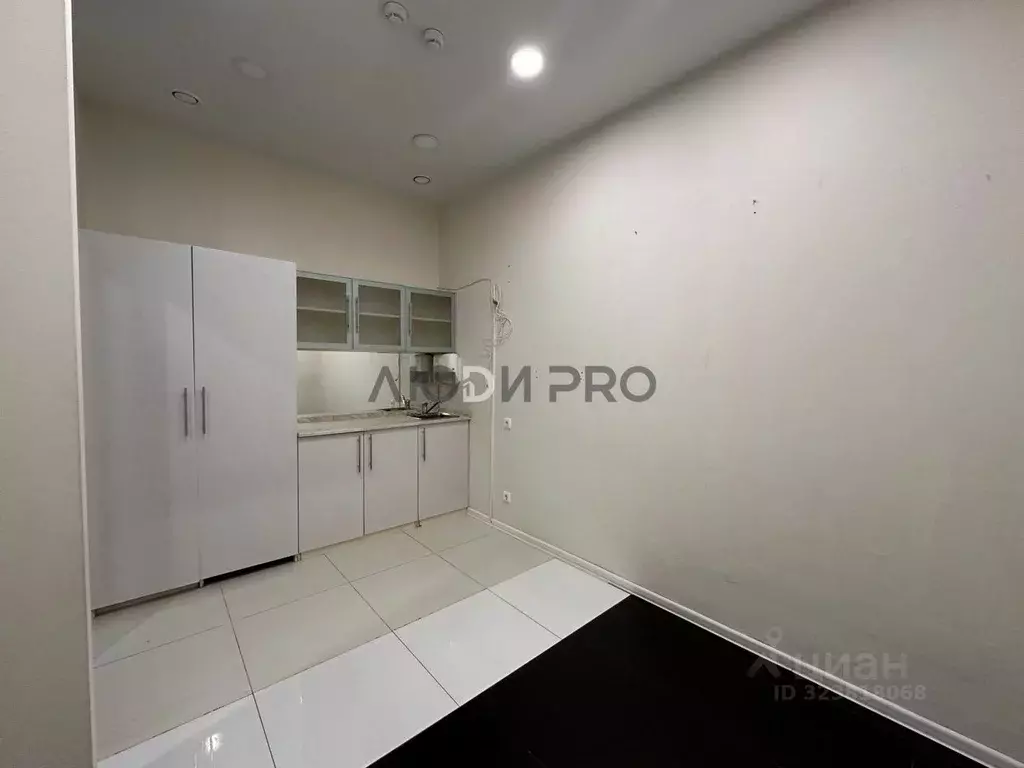 Помещение свободного назначения в Саратовская область, Саратов ул. ... - Фото 2