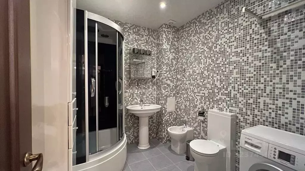 2-к кв. Краснодарский край, Сочи Светлана мкр, ул. Лермонтова, 5А ... - Фото 2