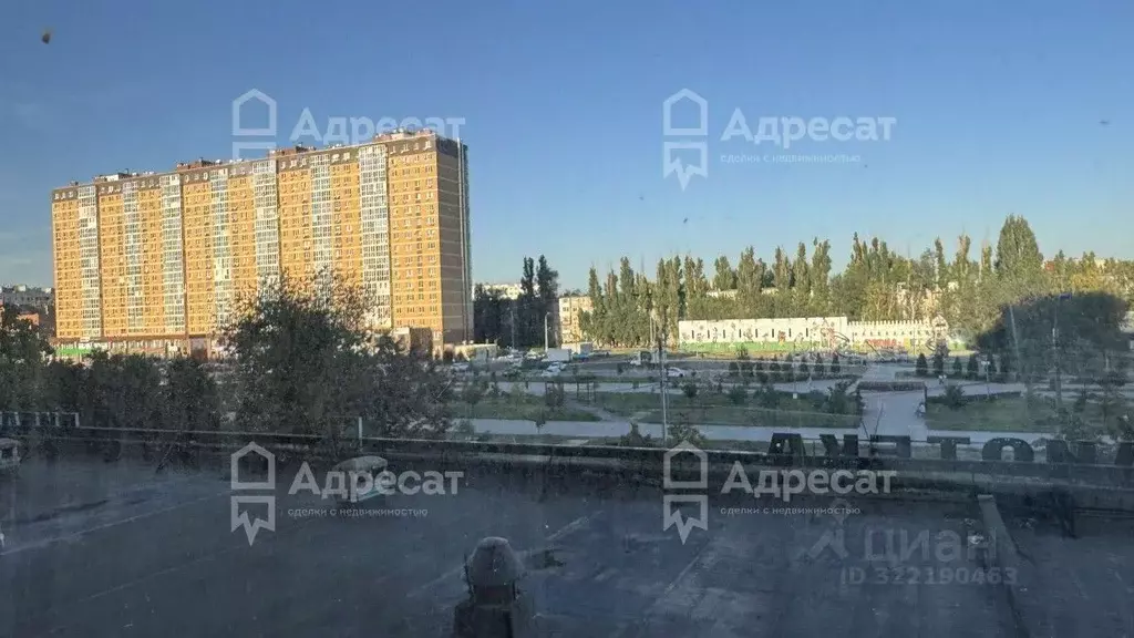 3-к кв. Волгоградская область, Волгоград ул. 50 лет Октября, 17 (60.0 ... - Фото 1