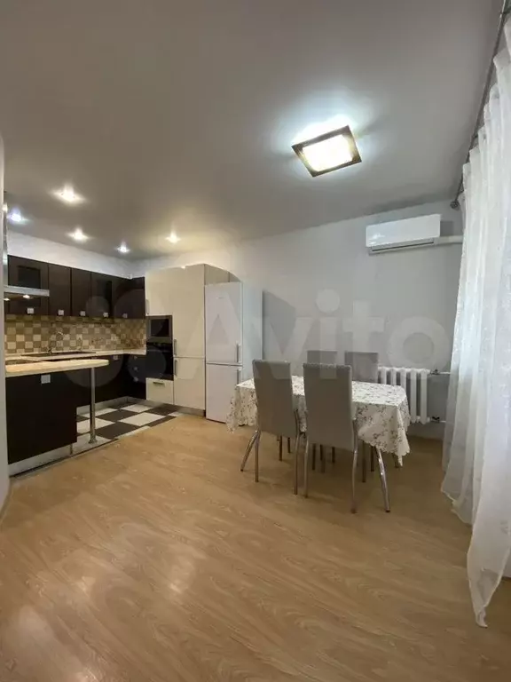 2-к. квартира, 90 м, 9/10 эт. - Фото 1