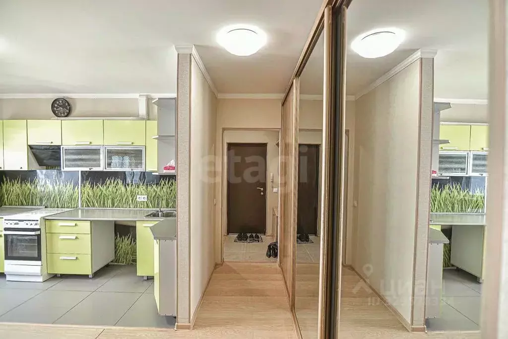 3-к кв. Сахалинская область, Южно-Сахалинск Крайняя ул., 35 (57.6 м) - Фото 1