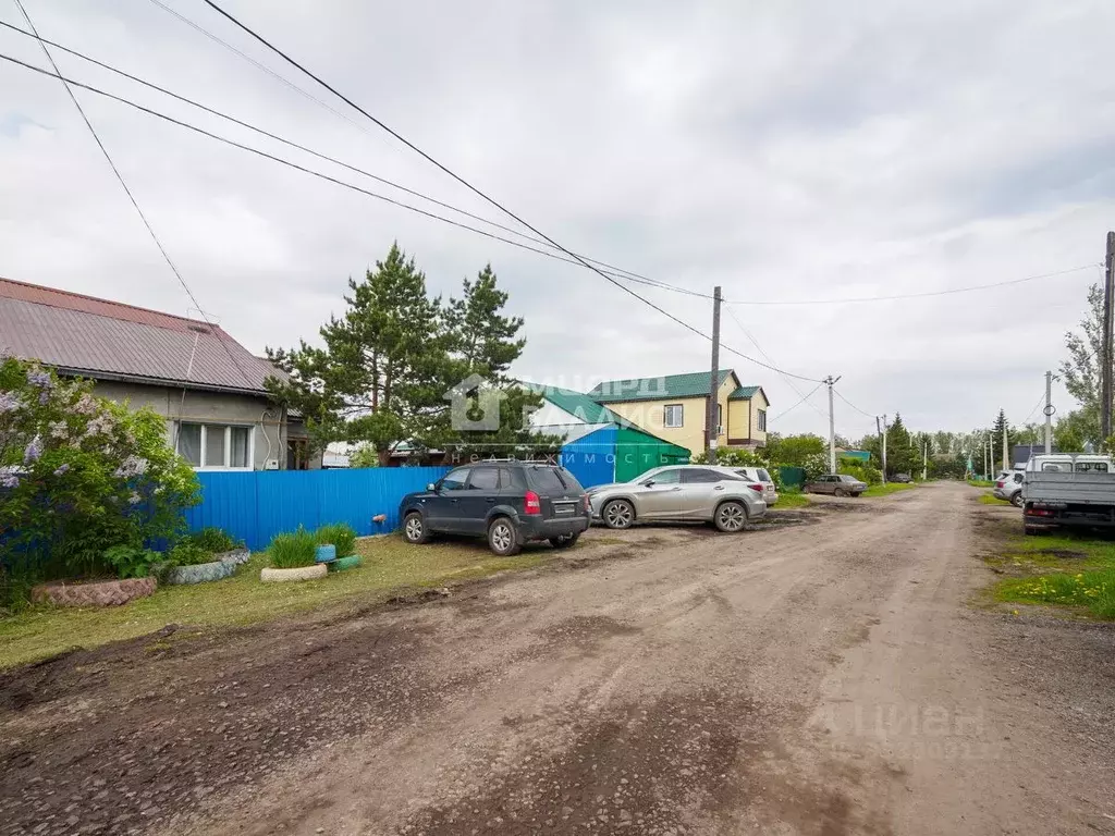 Дом в Омская область, Омский район муниципальный округ, пос. ... - Фото 1